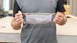 Vresh-Alles-weird-gut-Maske; Foto by Jürgen Grünwald